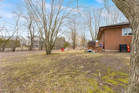 34 Dalgleish Avenue Kingston ON K7L 5H6