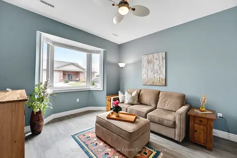 42 Bayfield Mews Lane Bluewater ON N0M 1G0