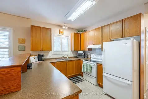 7 Willowlanding Court Welland ON L3C 7L7