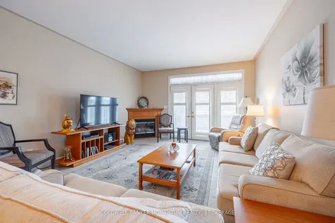 7 Willowlanding Court Welland ON L3C 7L7