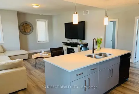 54 Bridge Street W Kitchener ON N2K 0G4