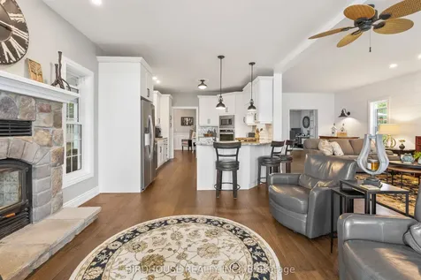 12 Northview Street Kawartha Lakes ON K0M 1G0
