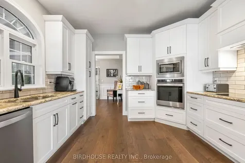 12 Northview Street Kawartha Lakes ON K0M 1G0