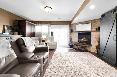 23 Winona Drive Huntsville ON P1H 1L9