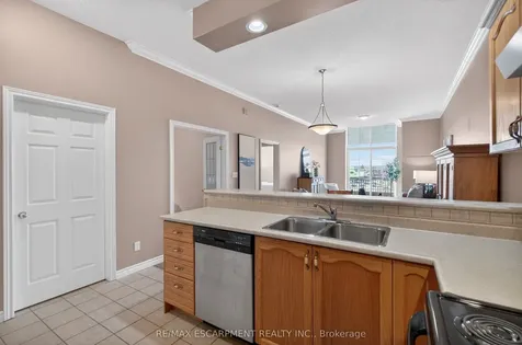 262 Dundas Street E Hamilton ON L8B 1A9