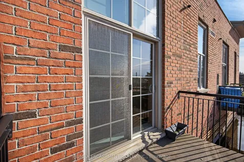 262 Dundas Street E Hamilton ON L8B 1A9
