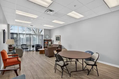 262 Dundas Street E Hamilton ON L8B 1A9