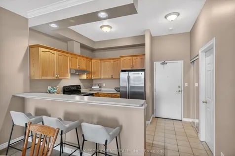262 Dundas Street E Hamilton ON L8B 1A9