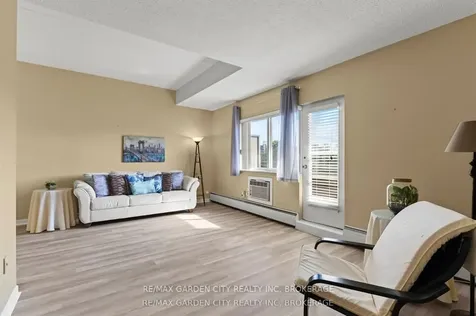 196 Scott Street St. Catharines ON L2N 5T2