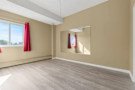 196 Scott Street St. Catharines ON L2N 5T2