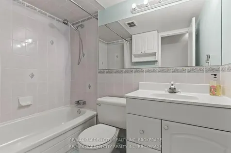 196 Scott Street St. Catharines ON L2N 5T2