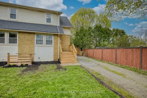 5011 Fifth Avenue Niagara Falls ON L2E 4S6