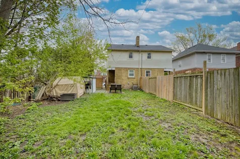 5011 Fifth Avenue Niagara Falls ON L2E 4S6