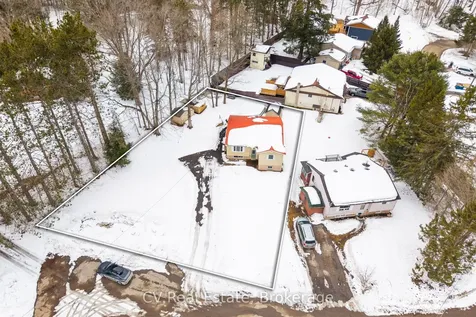 165 Watson Lane Gravenhurst ON P1P 1P6