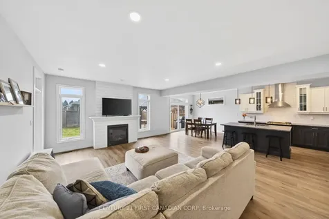 31 Lindsay Crescent Strathroy-caradoc ON N7G 0G5