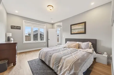 31 Lindsay Crescent Strathroy-caradoc ON N7G 0G5