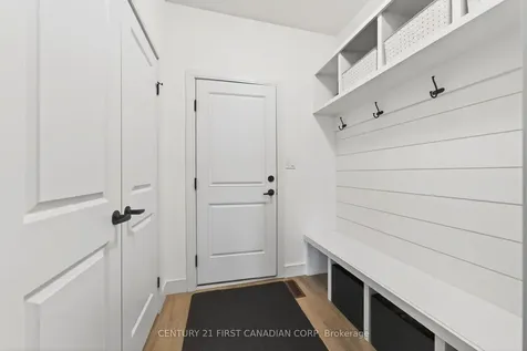 31 Lindsay Crescent Strathroy-caradoc ON N7G 0G5