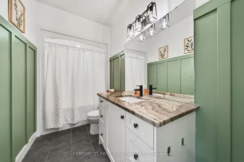 31 Lindsay Crescent Strathroy-caradoc ON N7G 0G5