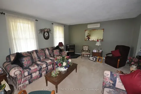186 Golf Club Road N Rideau Lakes ON K7A 4S5