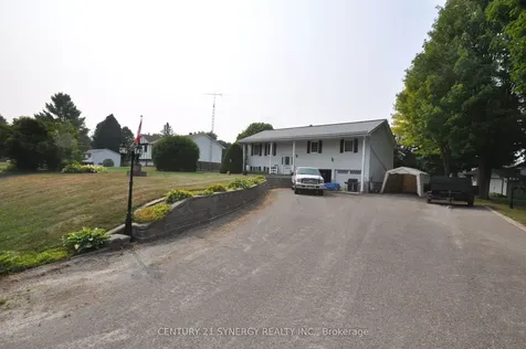186 Golf Club Road N Rideau Lakes ON K7A 4S5