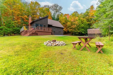 1109 Canopy Lane Algonquin Highlands ON K0M 1J1