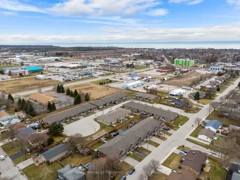 206 Bennett Street E Goderich ON N7A 4H5
