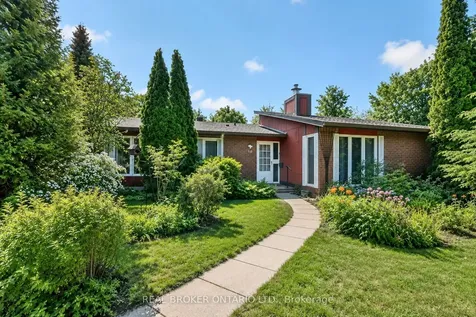 10 Amundsen Crescent Kanata ON K2L 1A7