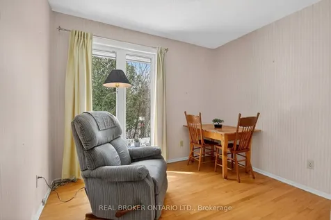 10 Amundsen Crescent Kanata ON K2L 1A7