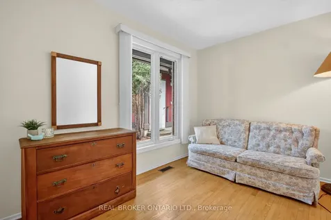 10 Amundsen Crescent Kanata ON K2L 1A7