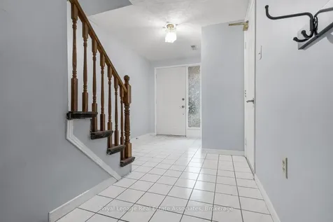 72 Stone Church Road W Hamilton ON L9B 2H8