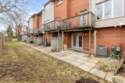 72 Stone Church Road W Hamilton ON L9B 2H8