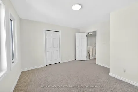 19 Midanbury Way Hamilton ON L0R 1W0