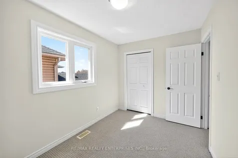 19 Midanbury Way Hamilton ON L0R 1W0
