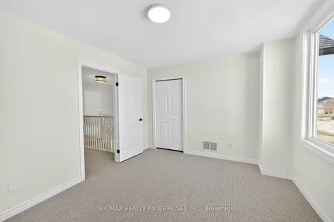 19 Midanbury Way Hamilton ON L0R 1W0