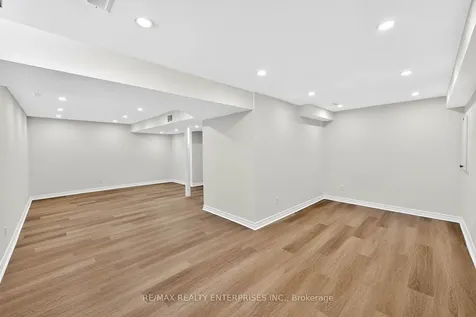 19 Midanbury Way Hamilton ON L0R 1W0
