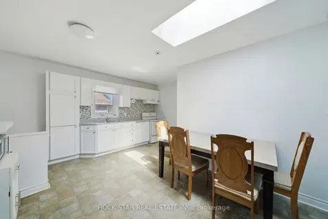 250 Grantham Avenue St. Catharines ON L2M 4Z5