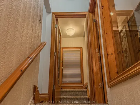 166 Queen Street Kingston ON K7K 1B1