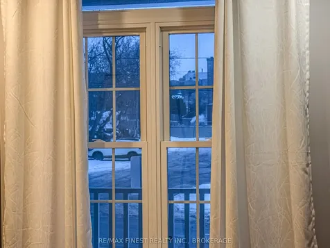 166 Queen Street Kingston ON K7K 1B1