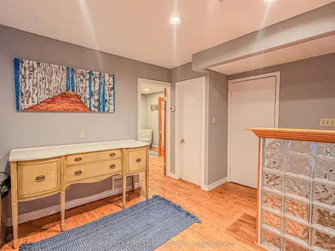 166 Queen Street Kingston ON K7K 1B1