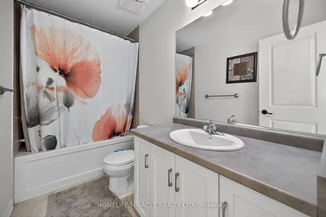 80 Severino Circle West Lincoln ON L0R 2A0