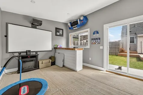 325 Crowland Avenue Welland ON L3B 1X5