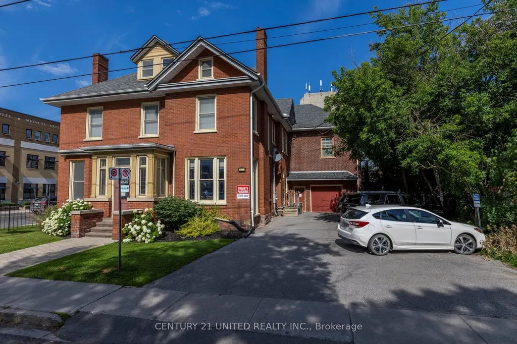 318 Stewart Street Peterborough ON K9J 3N1