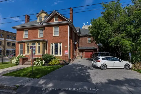 318 Stewart Street Peterborough ON K9J 3N1