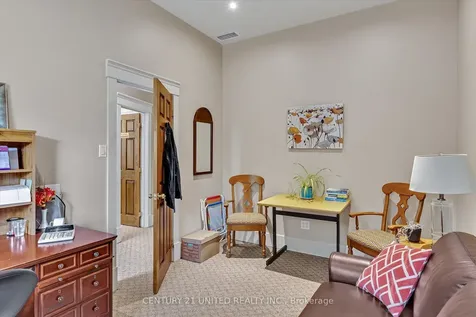 318 Stewart Street Peterborough ON K9J 3N1