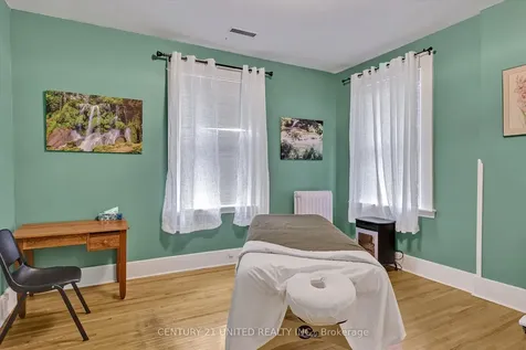 318 Stewart Street Peterborough ON K9J 3N1
