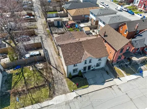 Street Hamilton ON L8L 2R1
