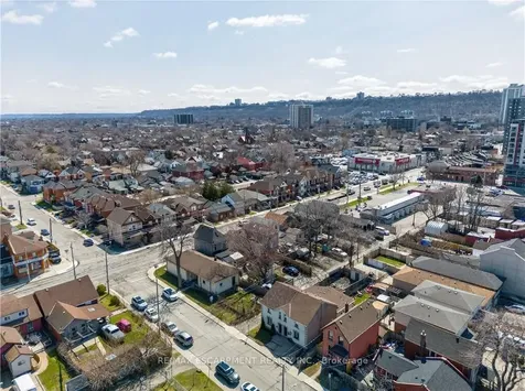 Street Hamilton ON L8L 2R1