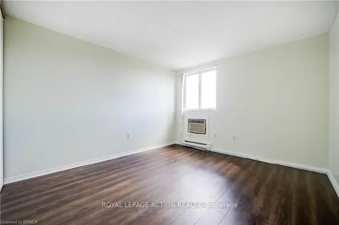 65 Highland Crescent Kitchener ON N2M 5M8