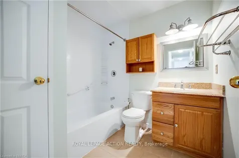 65 Highland Crescent Kitchener ON N2M 5M8