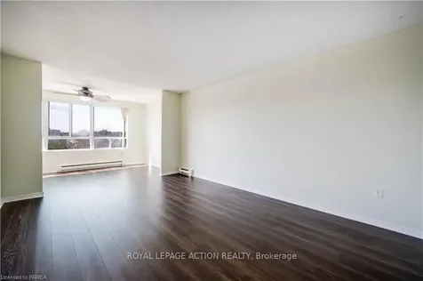 65 Highland Crescent Kitchener ON N2M 5M8